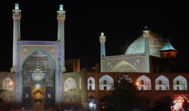 La grande mosquée d'Ispahan, sur la place de l'Imam (ex place royale)